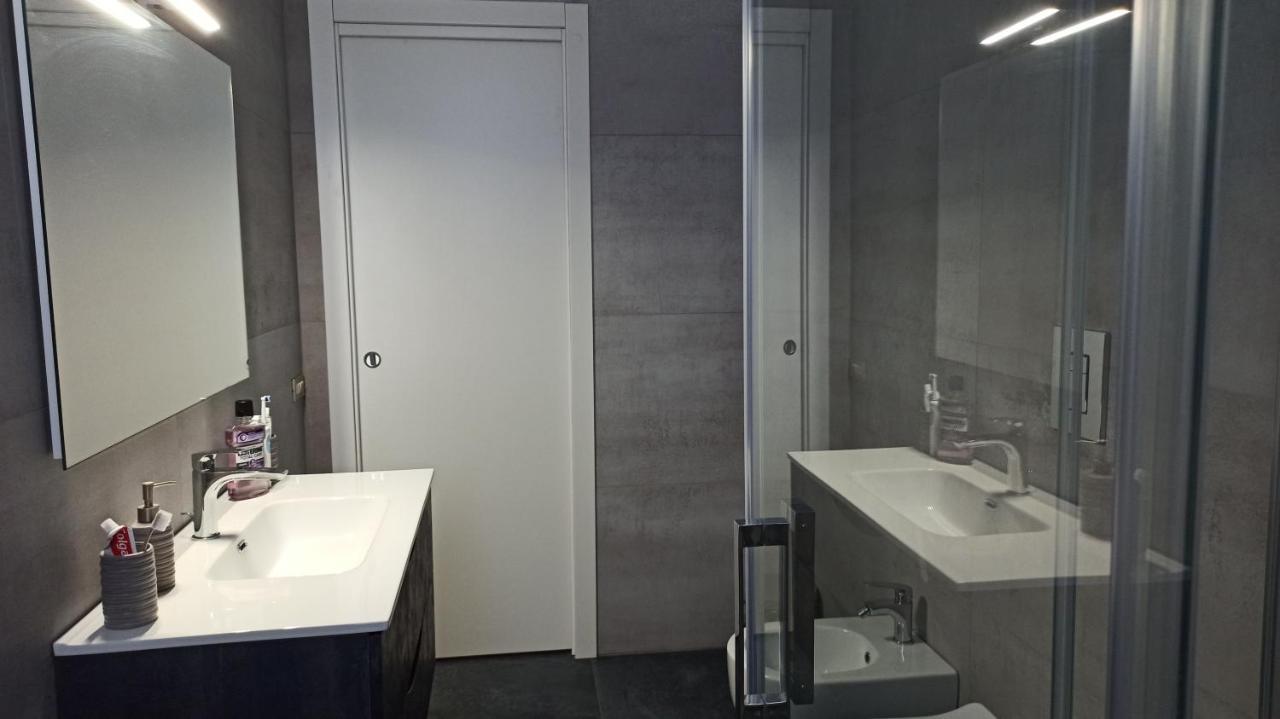 Apple Guest House Bari Bagian luar foto