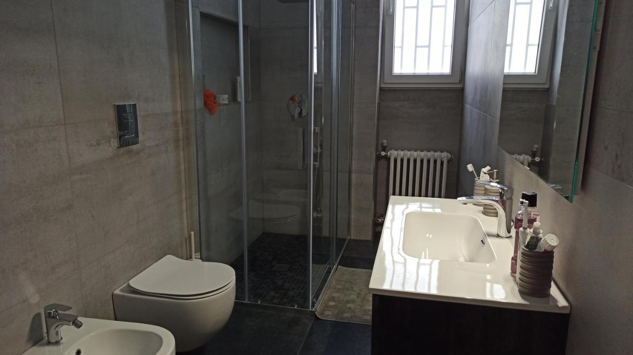 Apple Guest House Bari Bagian luar foto