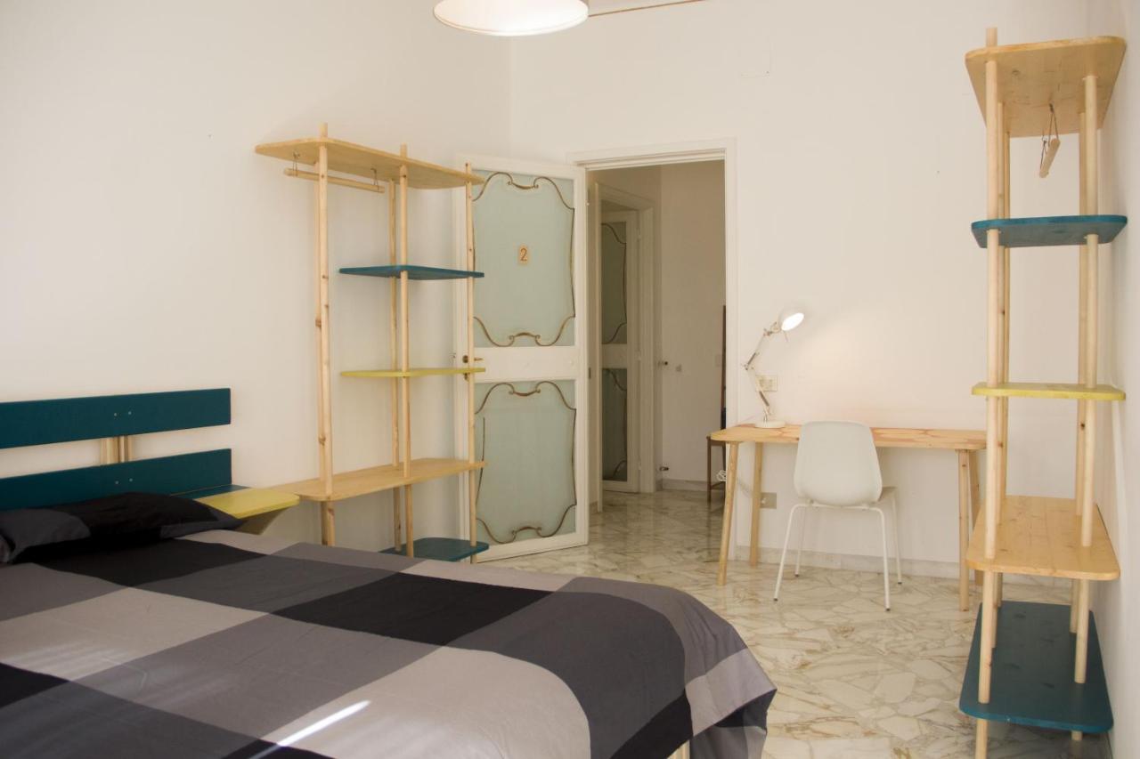 Apple Guest House Bari Bagian luar foto