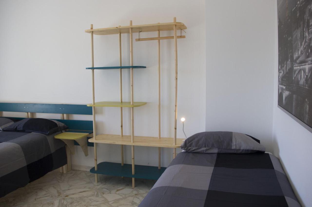 Apple Guest House Bari Bagian luar foto