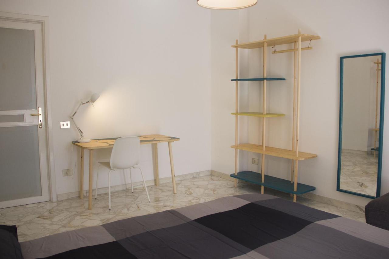 Apple Guest House Bari Bagian luar foto